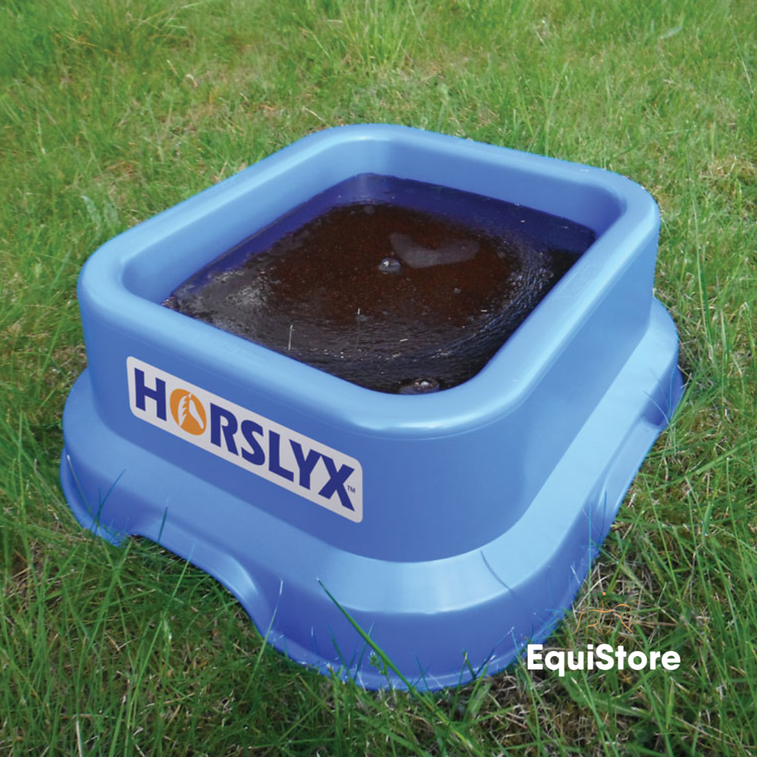 Horslyx 15kg Holder for use with horses stabled or horses living outdoor.