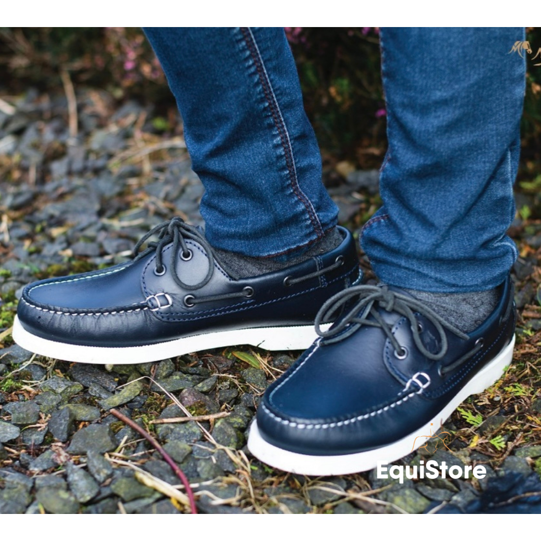 Navy and white boat shoes sales