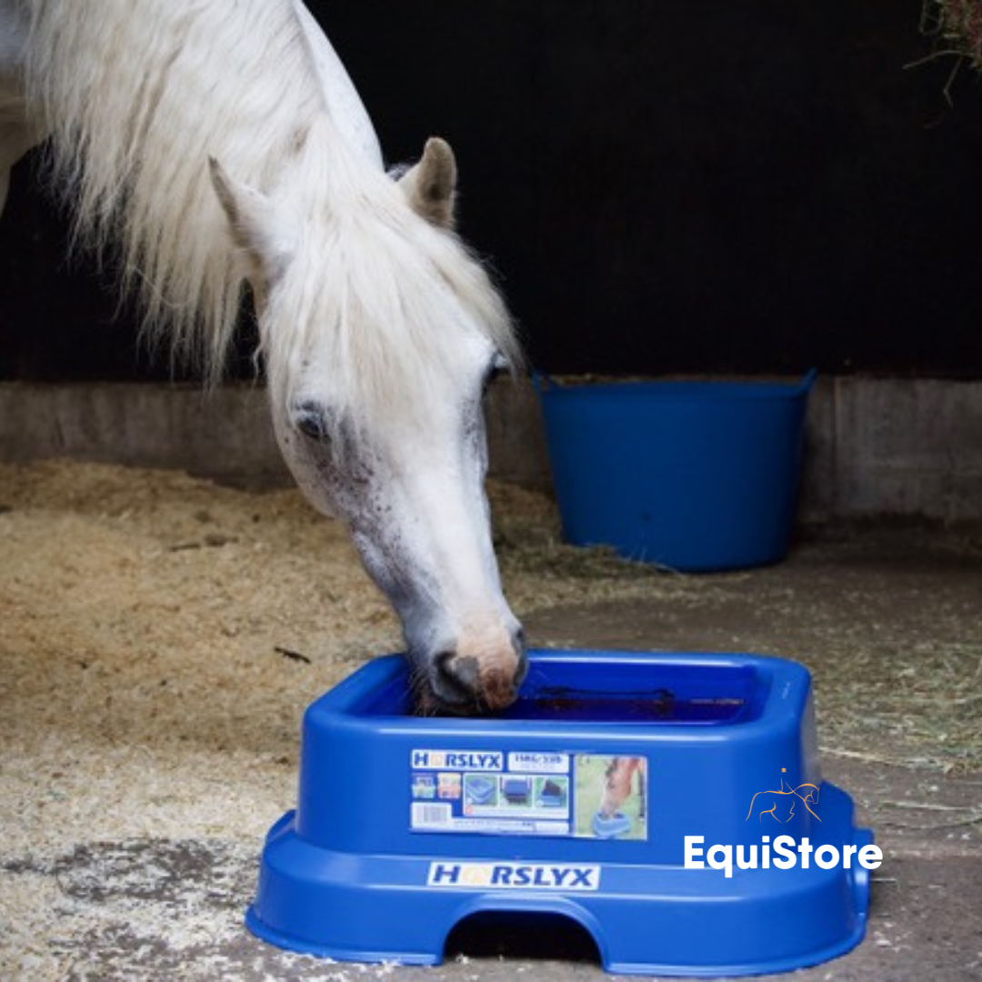 Horslyx 15kg Holder for use with horses stabled or horses living outdoor.