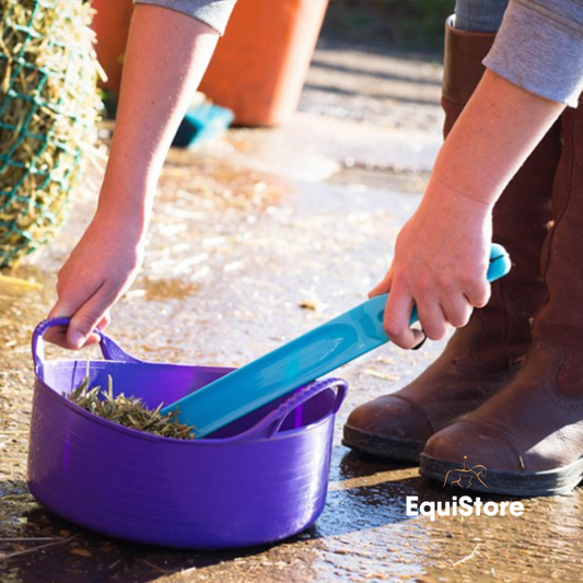 Red Gorilla Flexible Mini Shallow - 5L pony feeding bucket