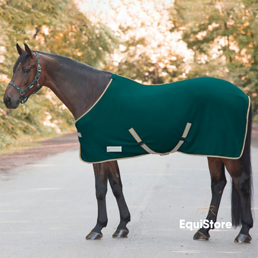 Waldhausen economic Fleece Rug - Fir green. A travel rug or cooler rug for your horse. 